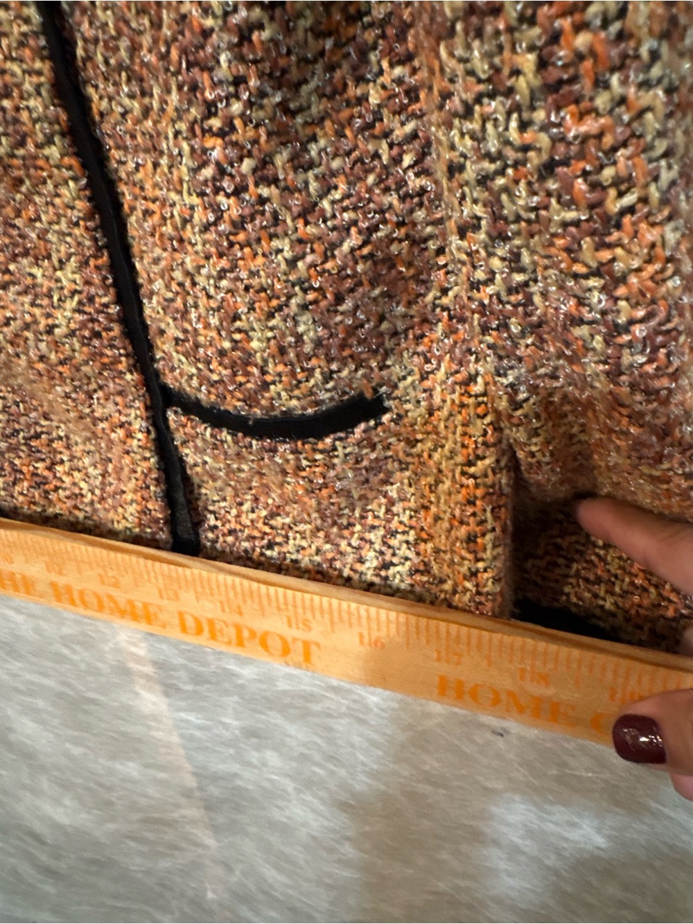 CHANEL Tan Tweed Blazer with Black Piping - Picture 11 of 16